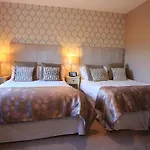 Elagh View Bed & Breakfast