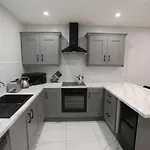 Townhouse In Derry City Centre