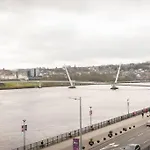 City Centre Riverview Apartment