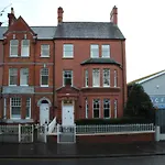 Station Rooms