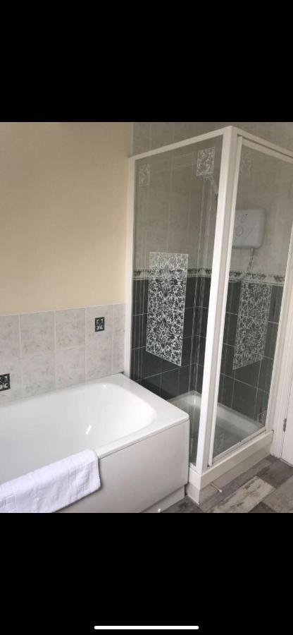 The Cosh House - Lovely 4-bed House In Holiday home Londonderry