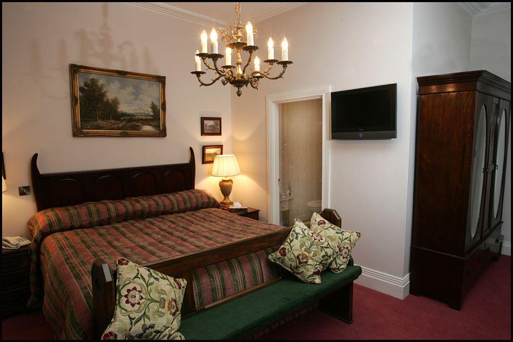 Beech Hill Country house *