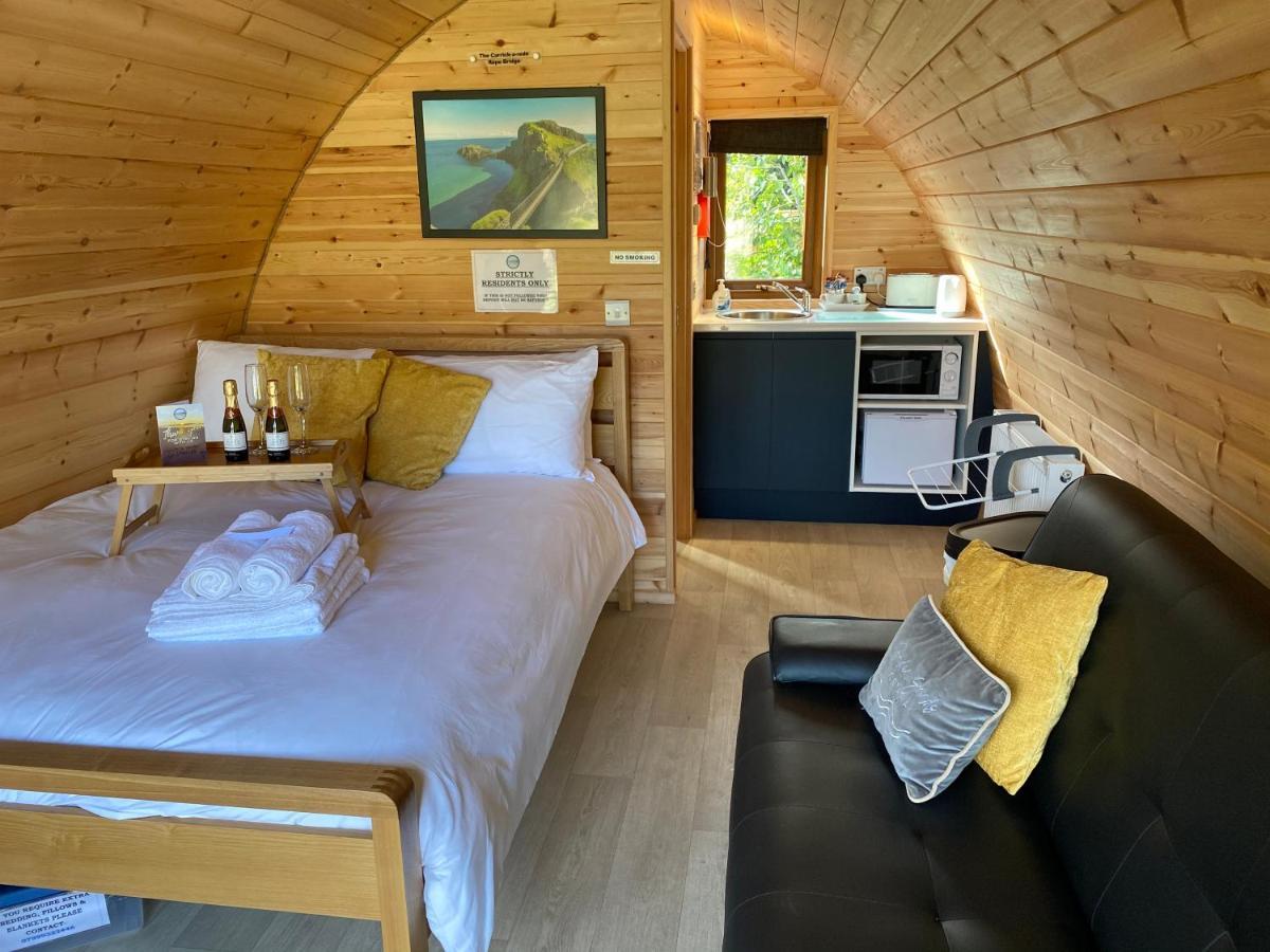 Campsite Benone Getaways- 'carrick-a-rede' Luxury Glamping Pod- With Hot Tub *