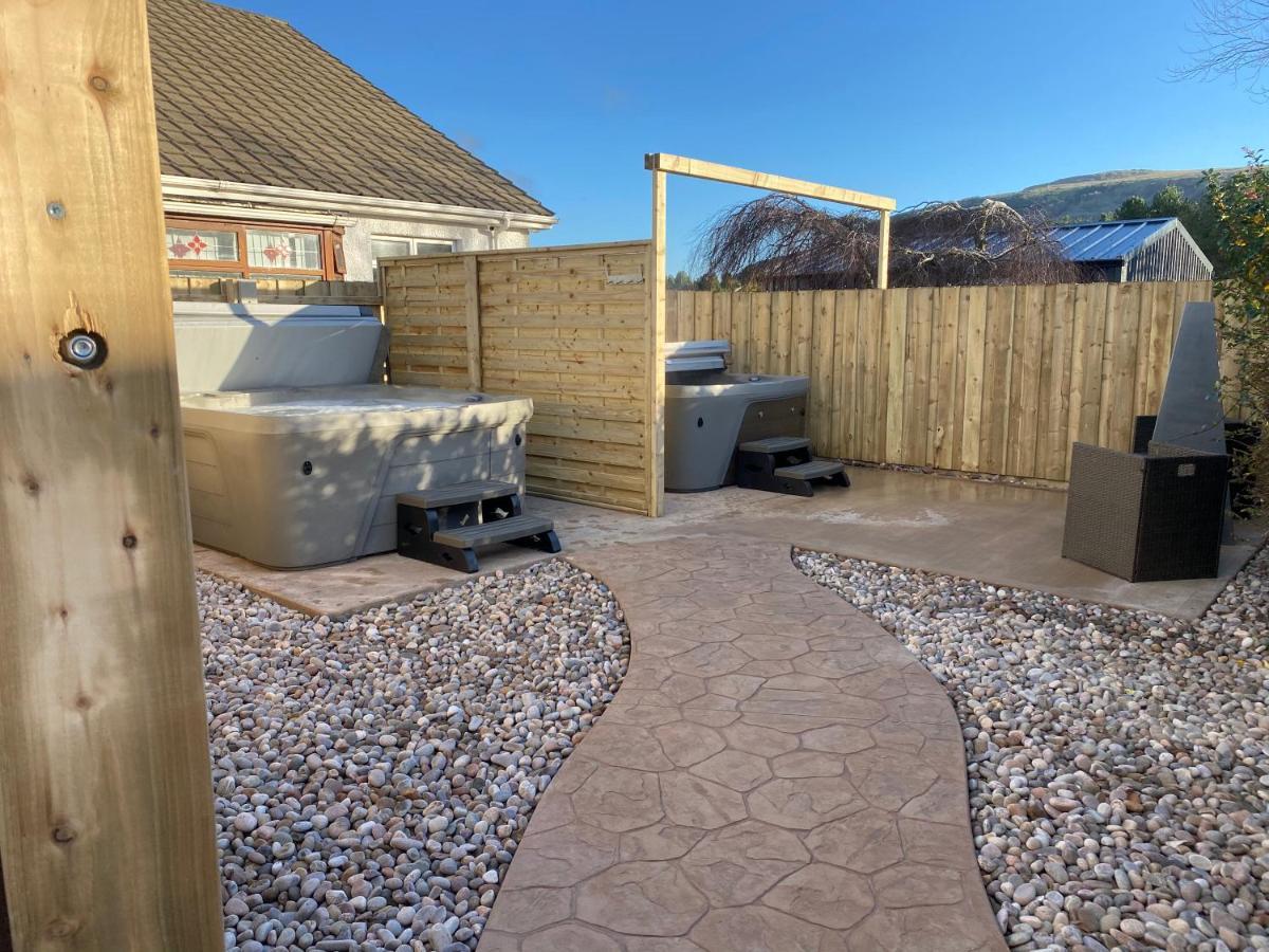 Benone Getaways- 'dunluce' Luxury Glamping Pod- With Hot Tub Campsite Londonderry