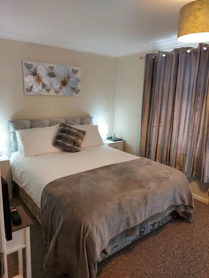 Legenderry Guest house *