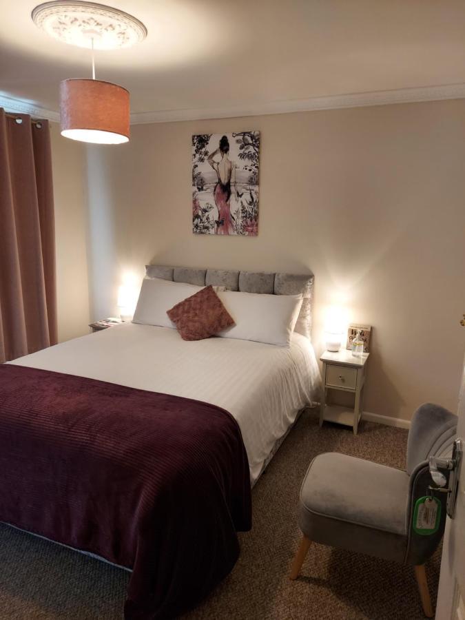 Legenderry Guest house *