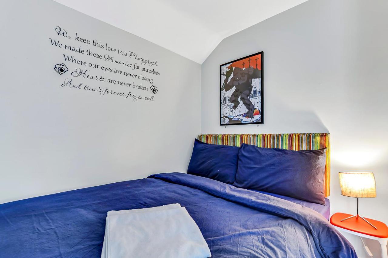 Bed & Breakfast 44 North *