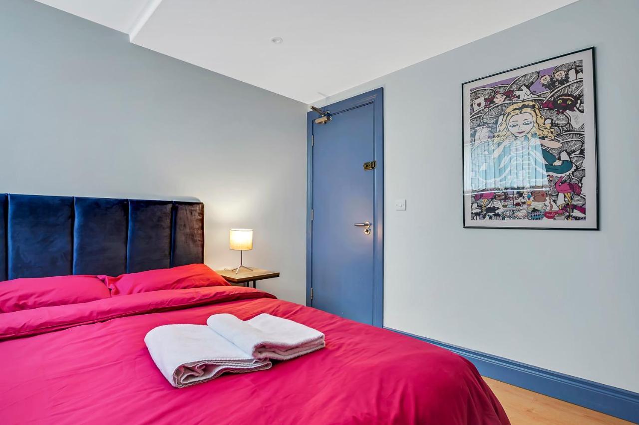 Bed & Breakfast 44 North *