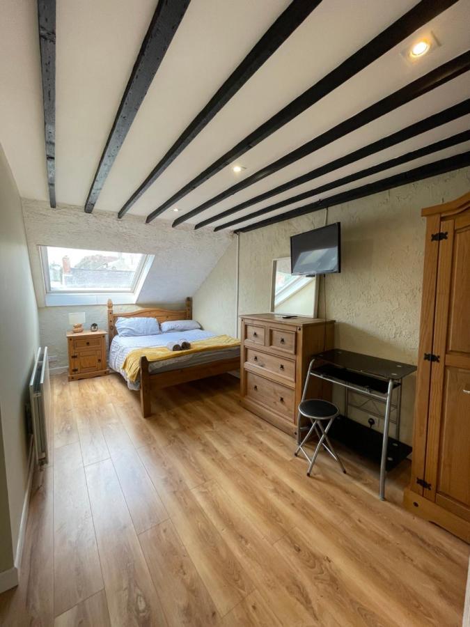 Homestay Nicholson House *