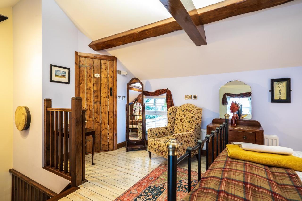 Sorley Boys Snug Londonderry
