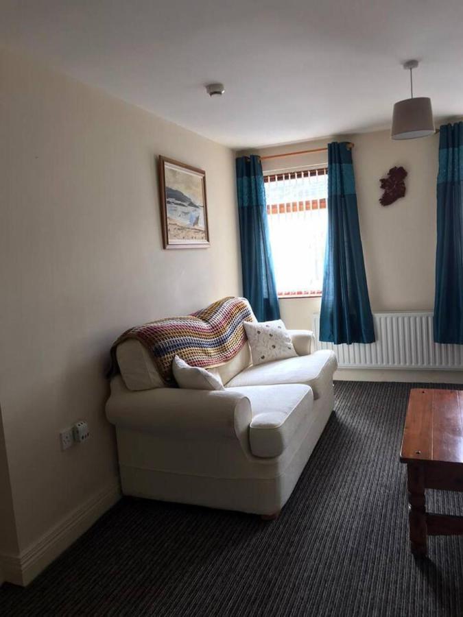 2 Bed Above Great Pub Apartment Londonderry