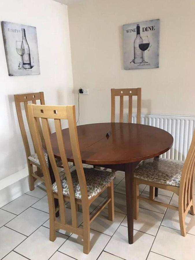 Apartment 2 Bed Above Great Pub *