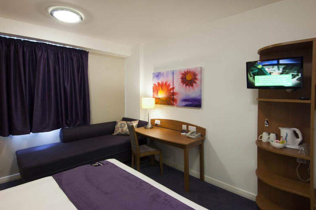Premier / Hotel Londonderry
