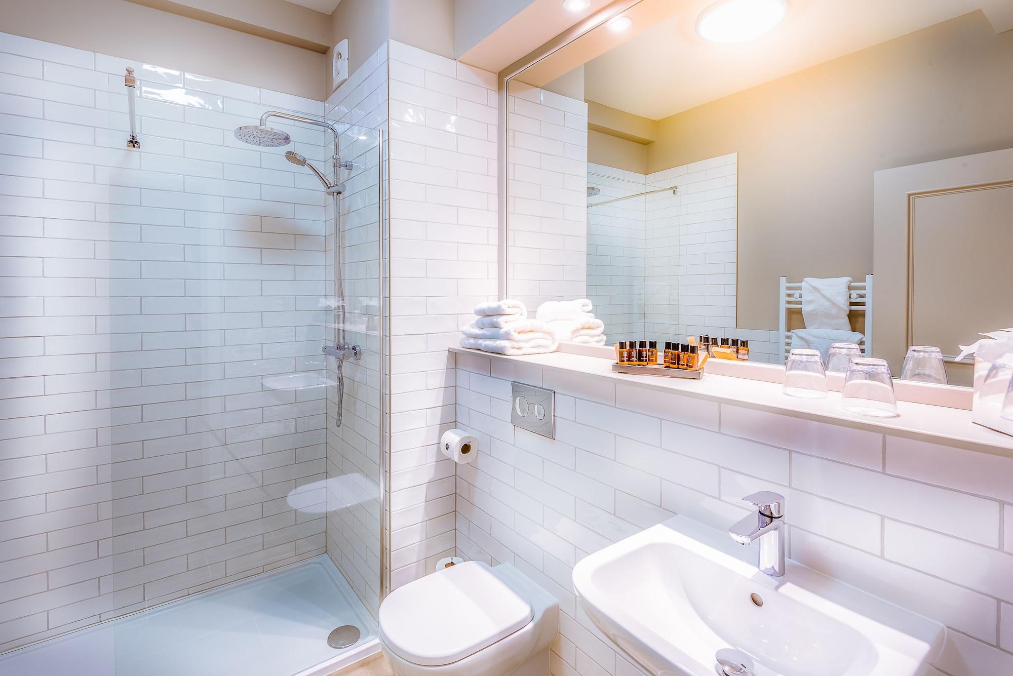 Bishop's Gate Hotel 5*