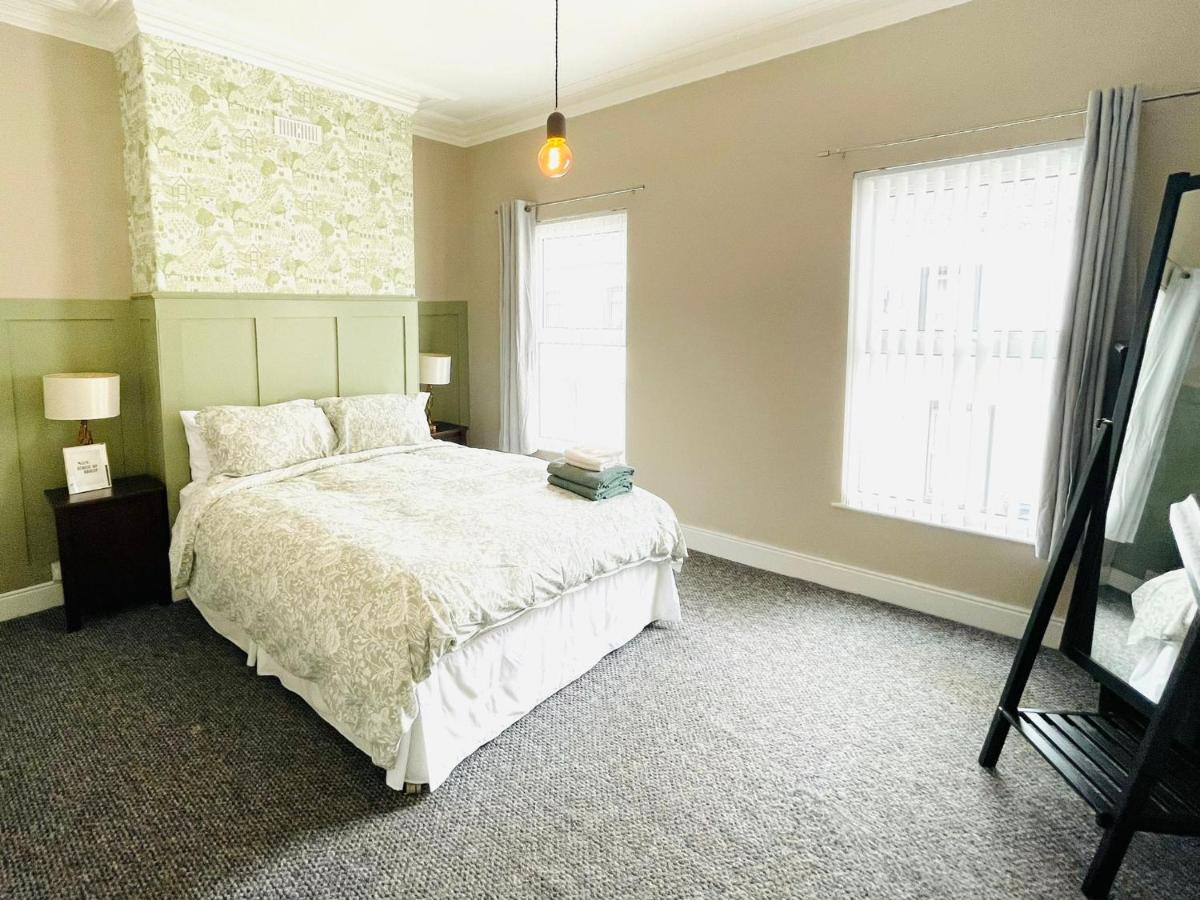 Calla's Place * Londonderry