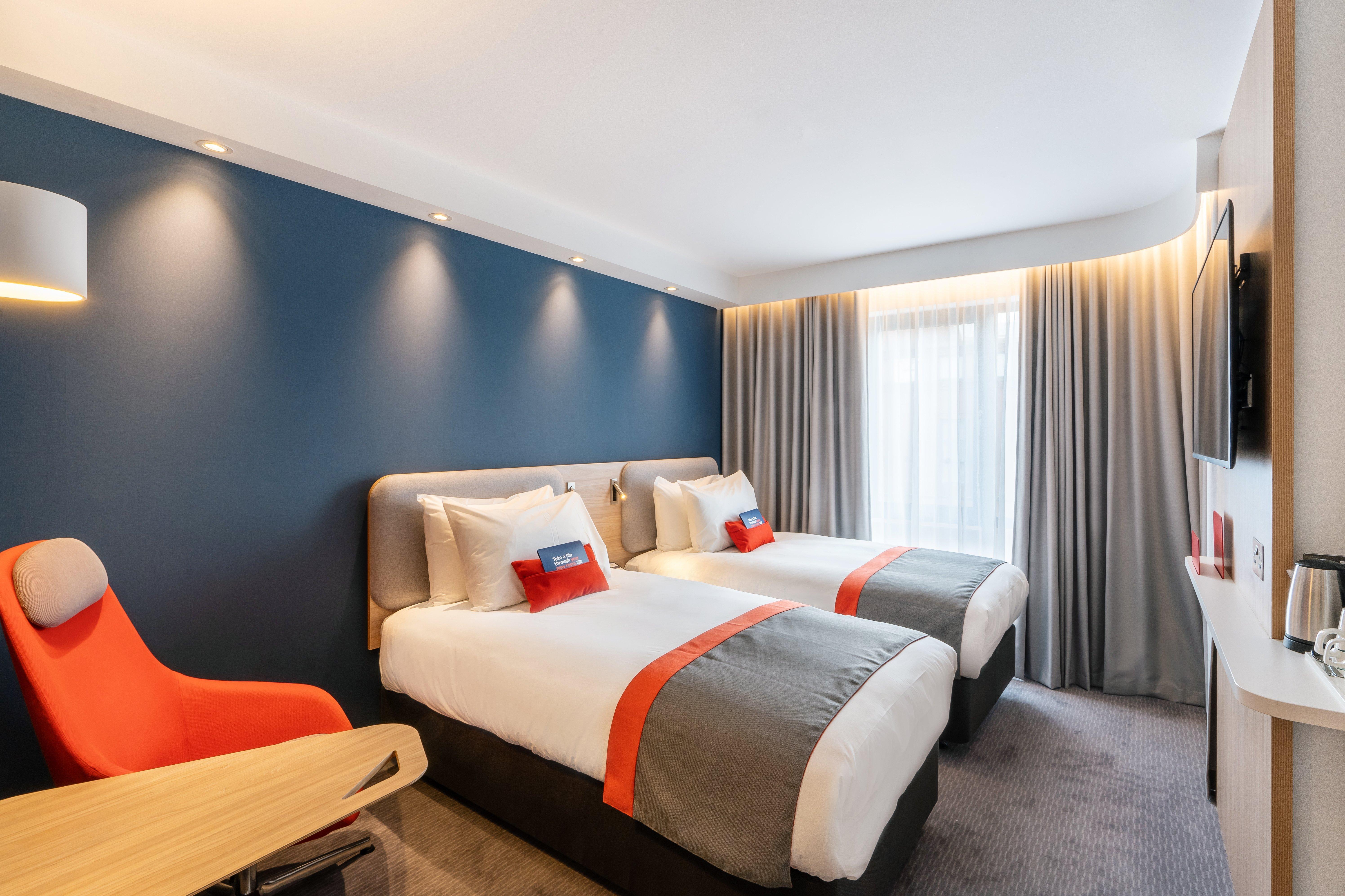 Express - - By Ihg Londonderry