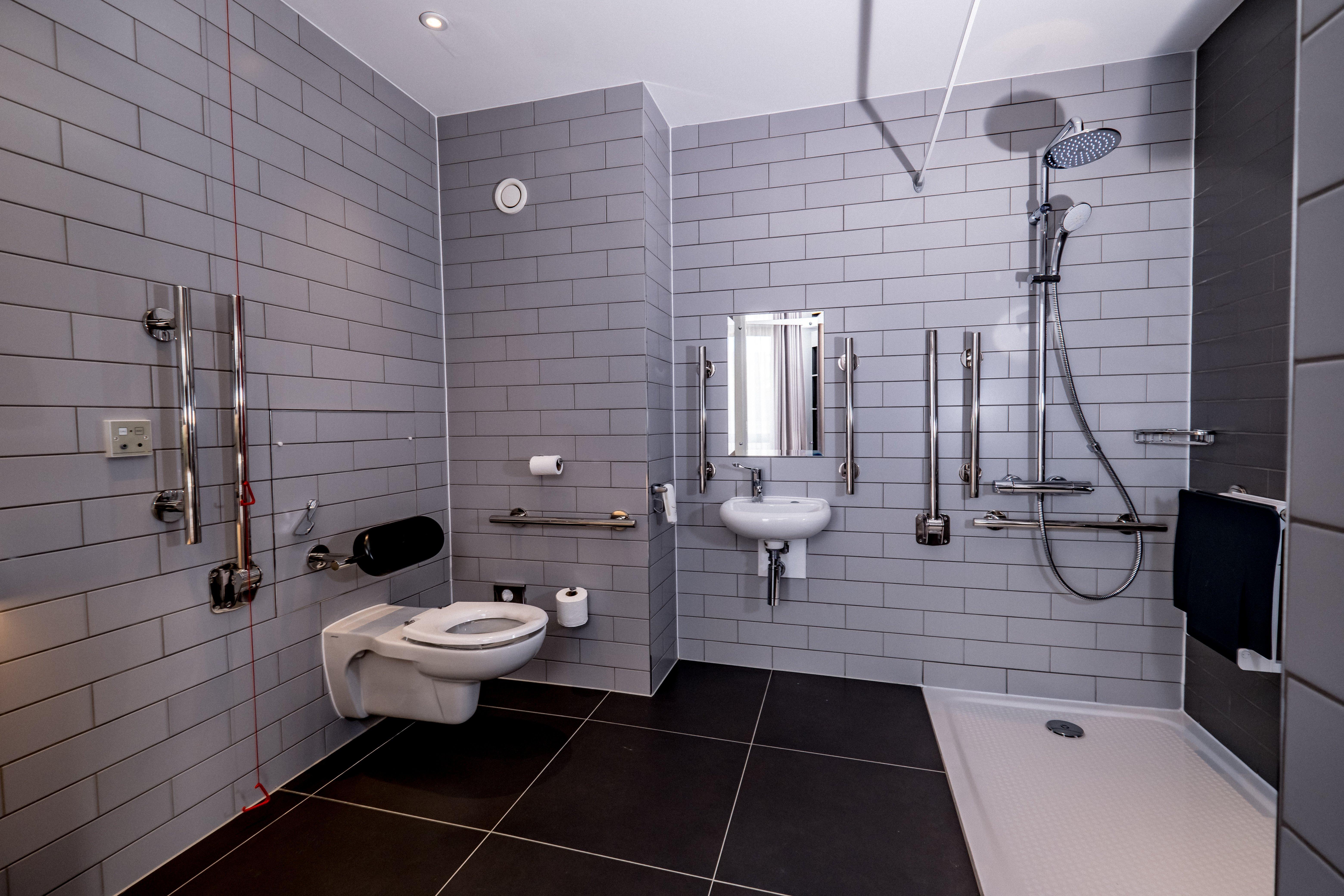 Express - - By Ihg Hotel 3*