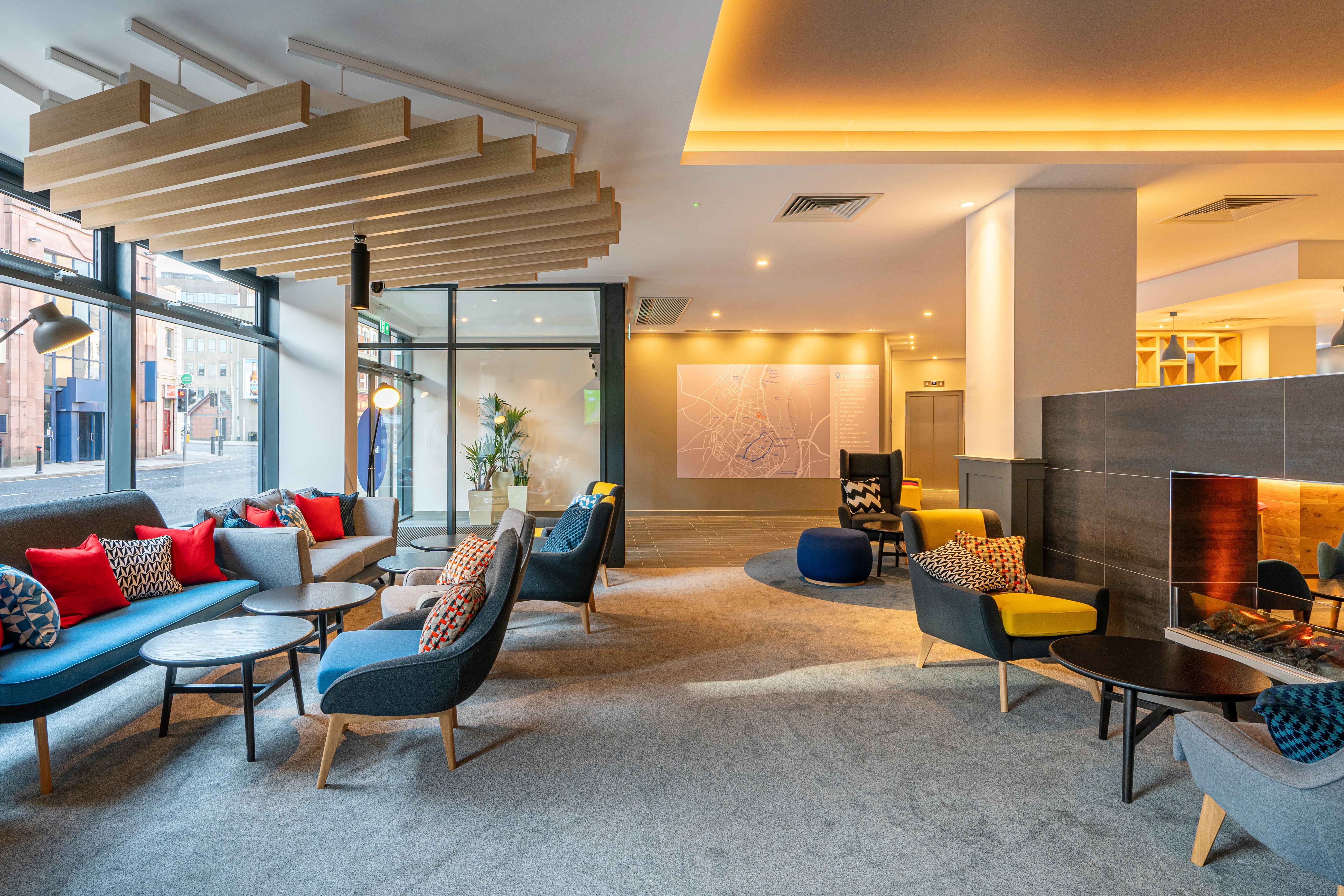 Express - - By Ihg 3*