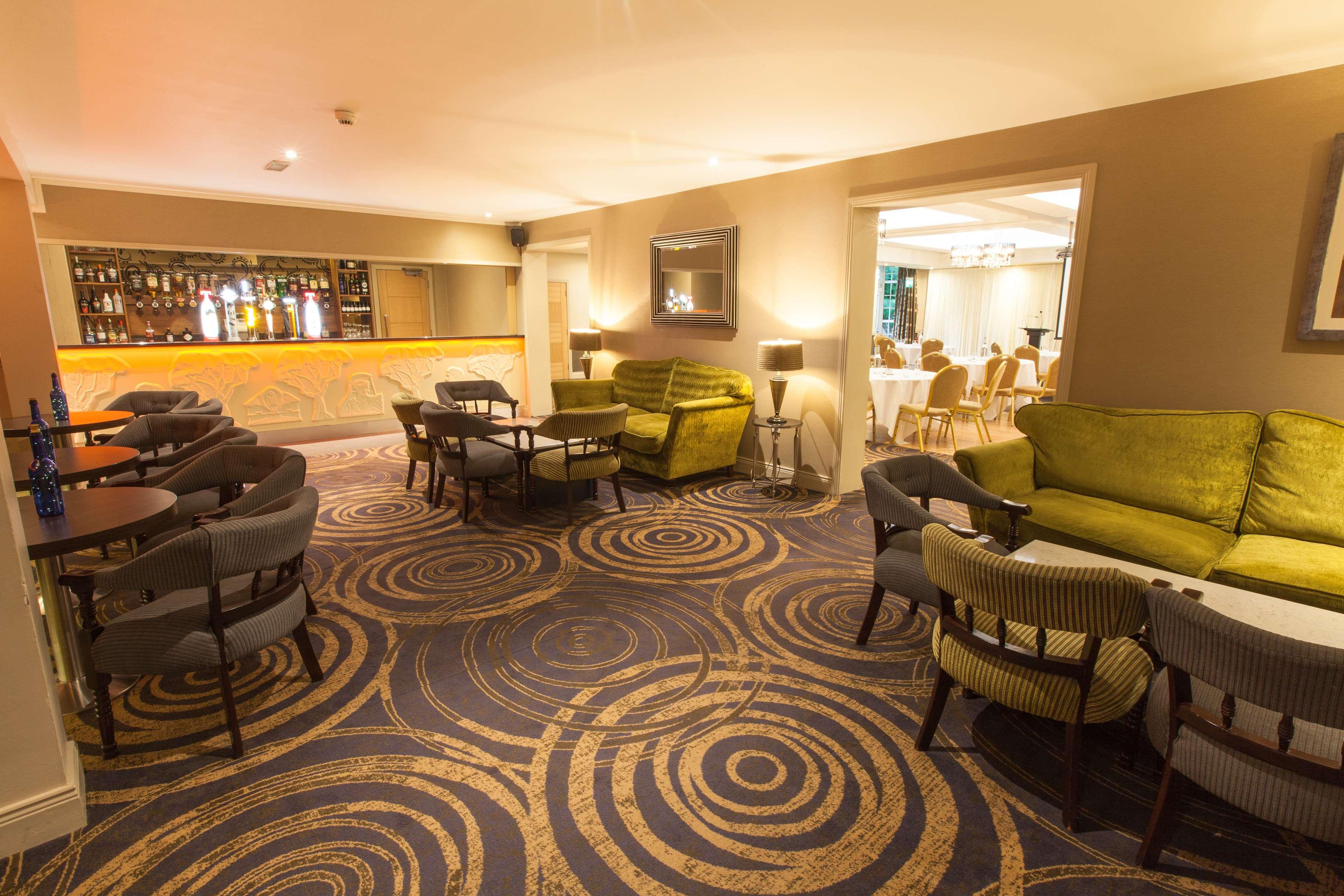 Western White Horse 4*