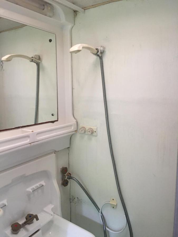 Campervan Ehu Capsule hotel Londonderry