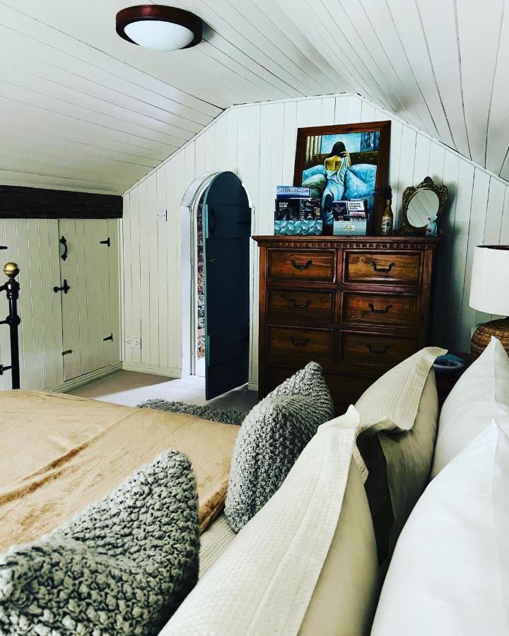 Bed & Breakfast Larchmount House *