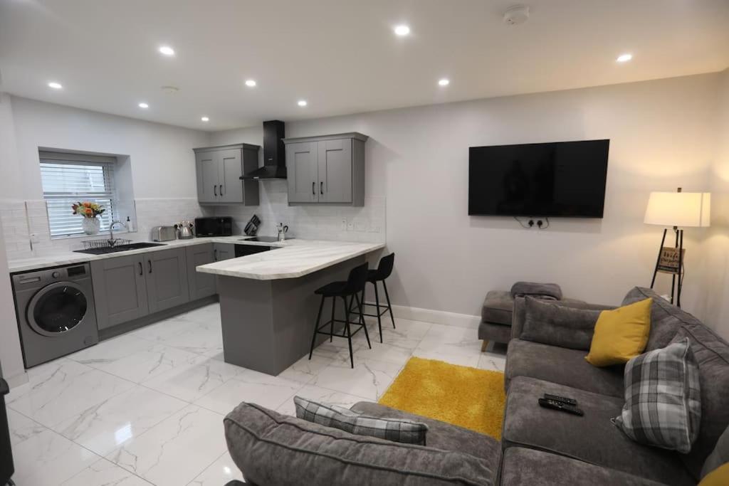 Townhouse In Centre *