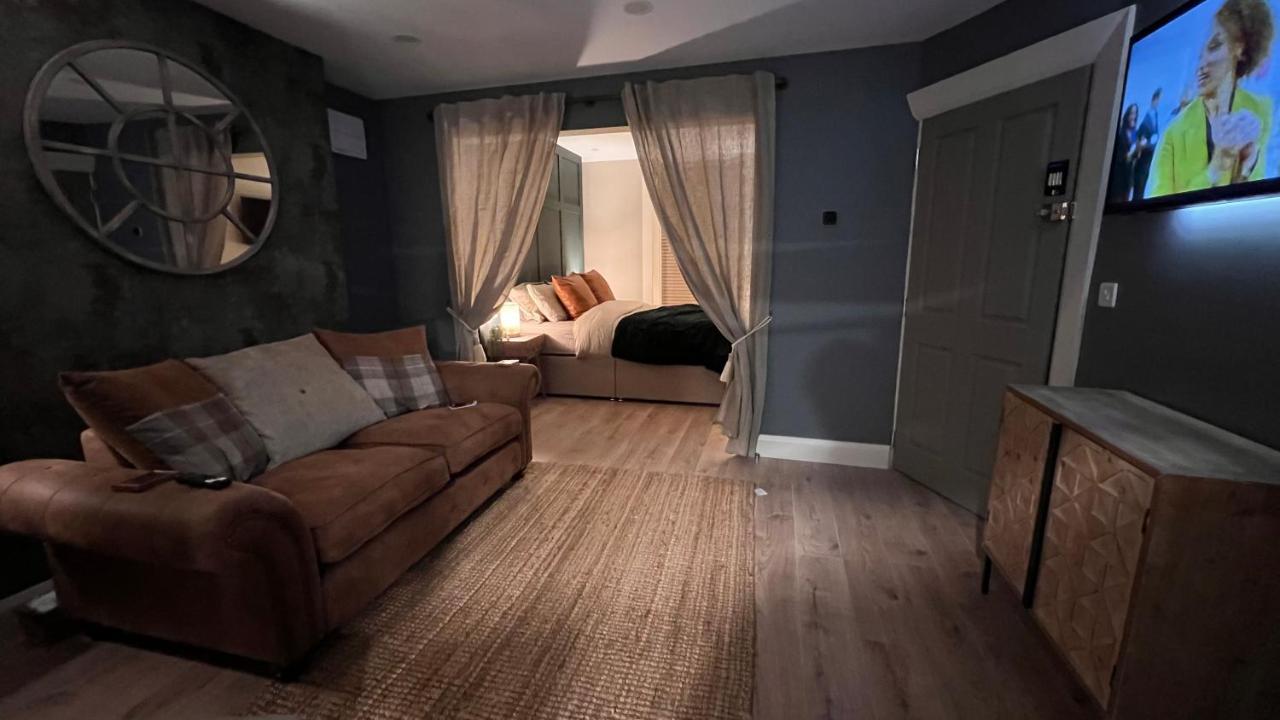 Apartment Chambers Rise - Centre *