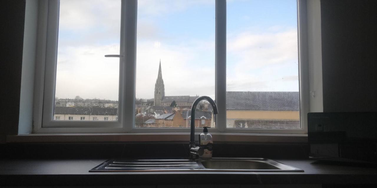 Free * Londonderry