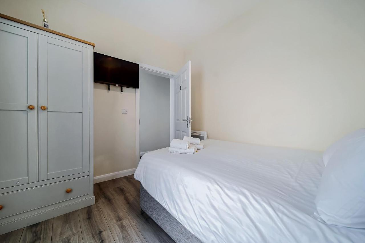Carlisle 'sleeping 6 Guests' Pousada Londonderry