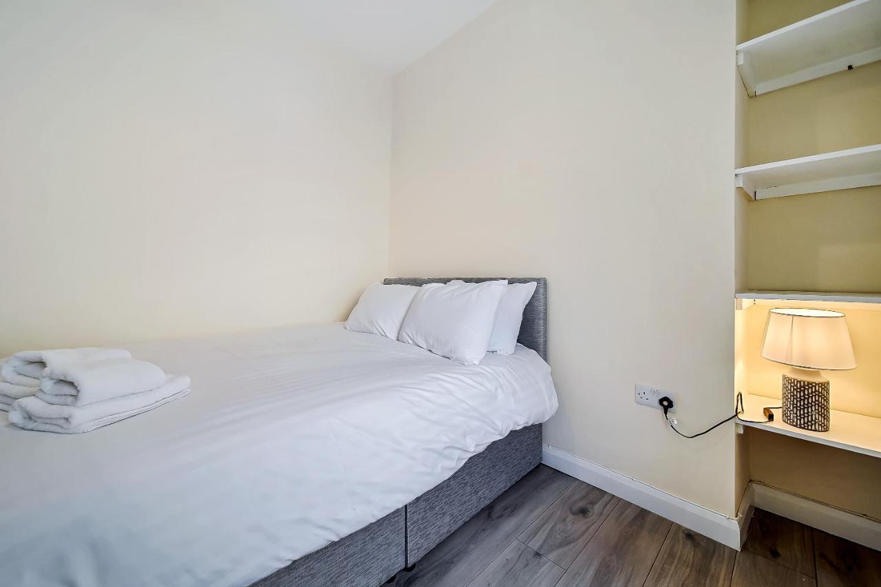Carlisle 'sleeping 6 Guests' Pousada Londonderry