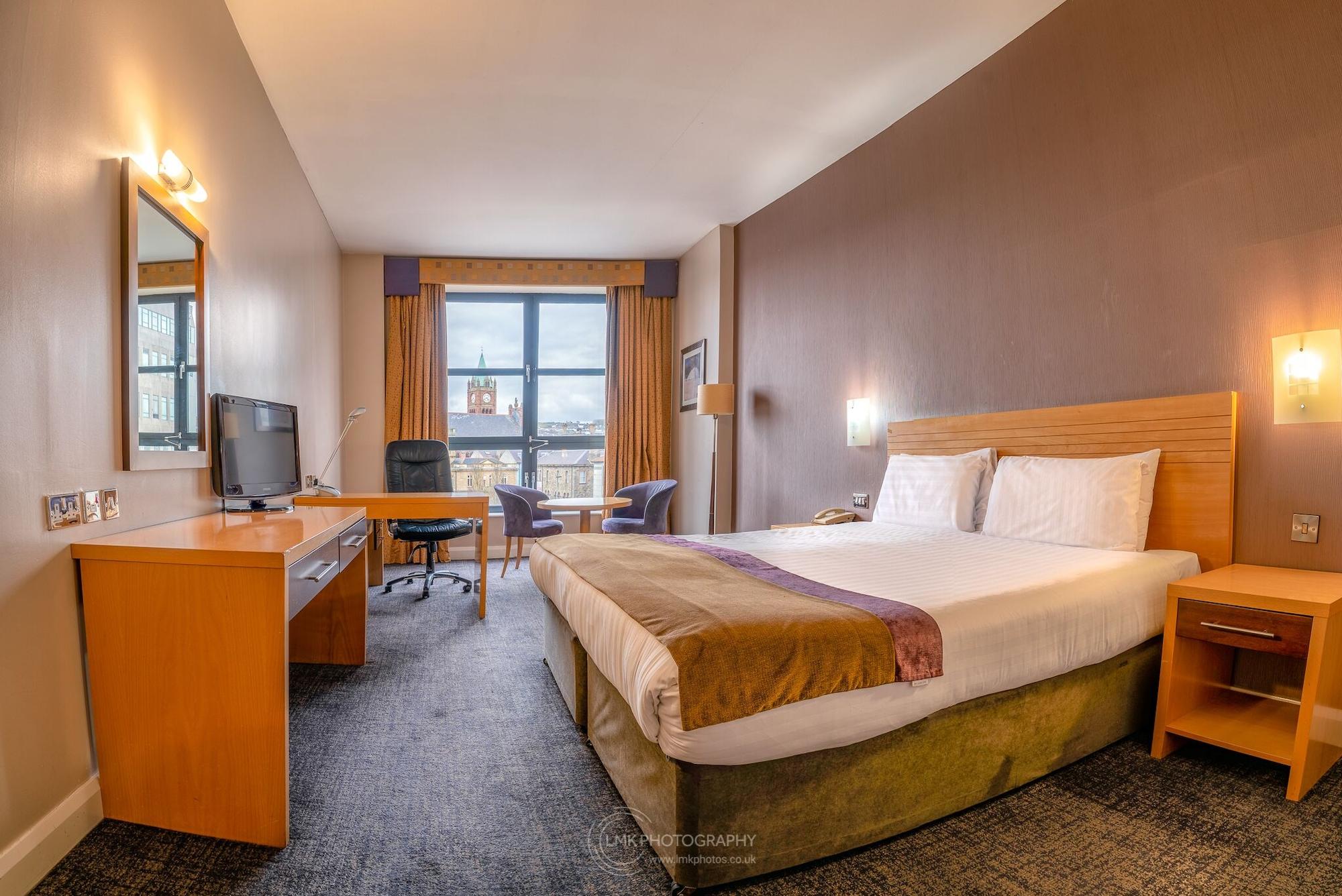 City Hotel Hotel 4*