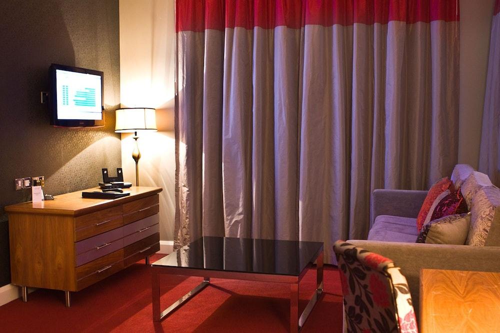 City Hotel Hotel