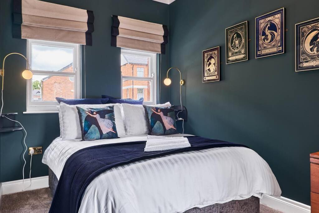The Snug @ Clarence * Londonderry