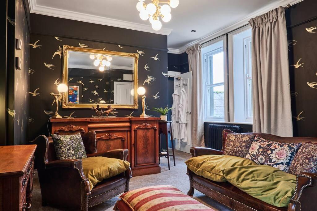 The Snug @ Clarence *