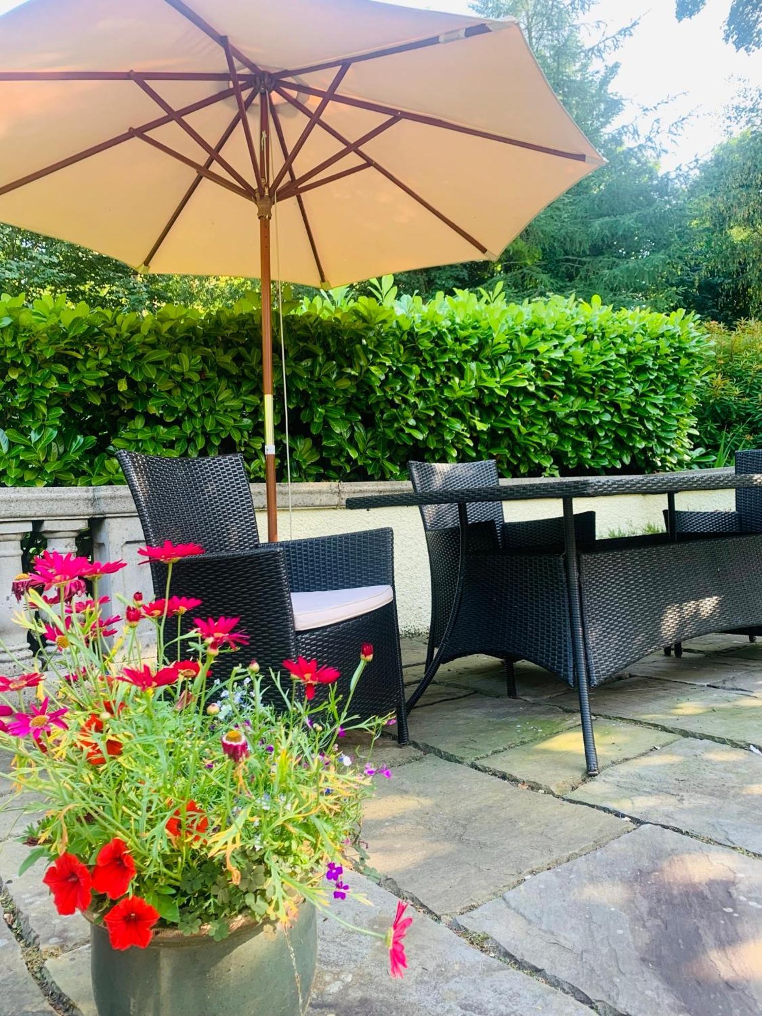 Bed & Breakfast Larchmount House *
