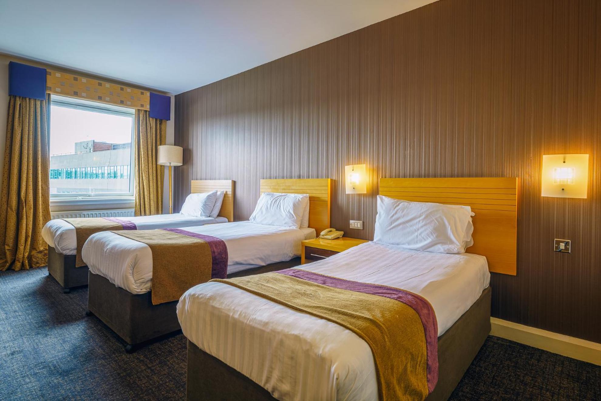 City Hotel 4*