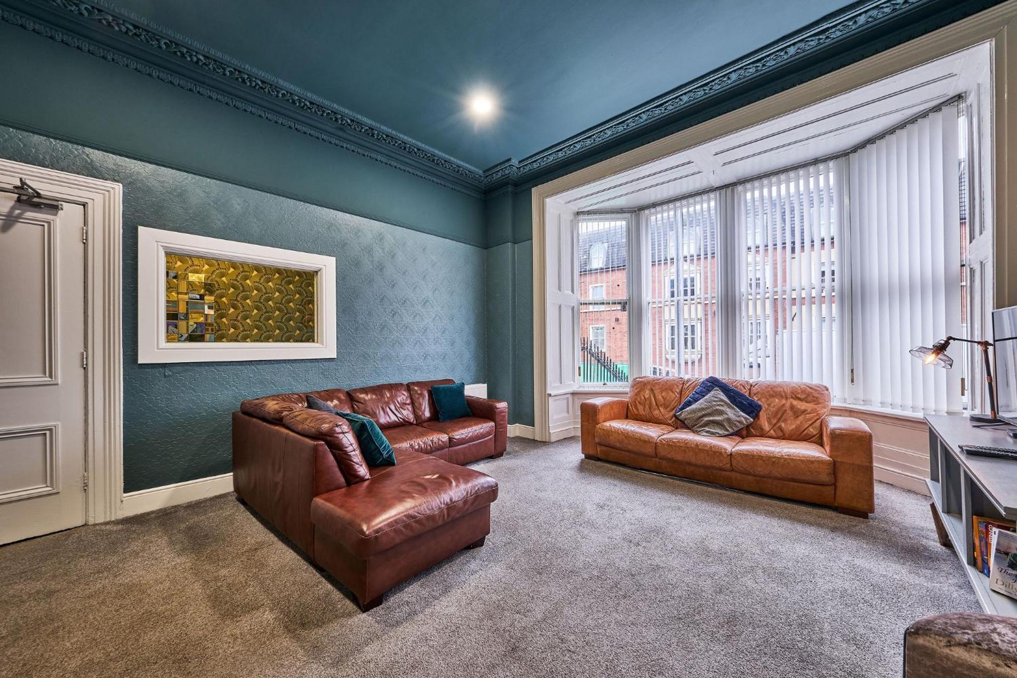 22 The Square Guest house *