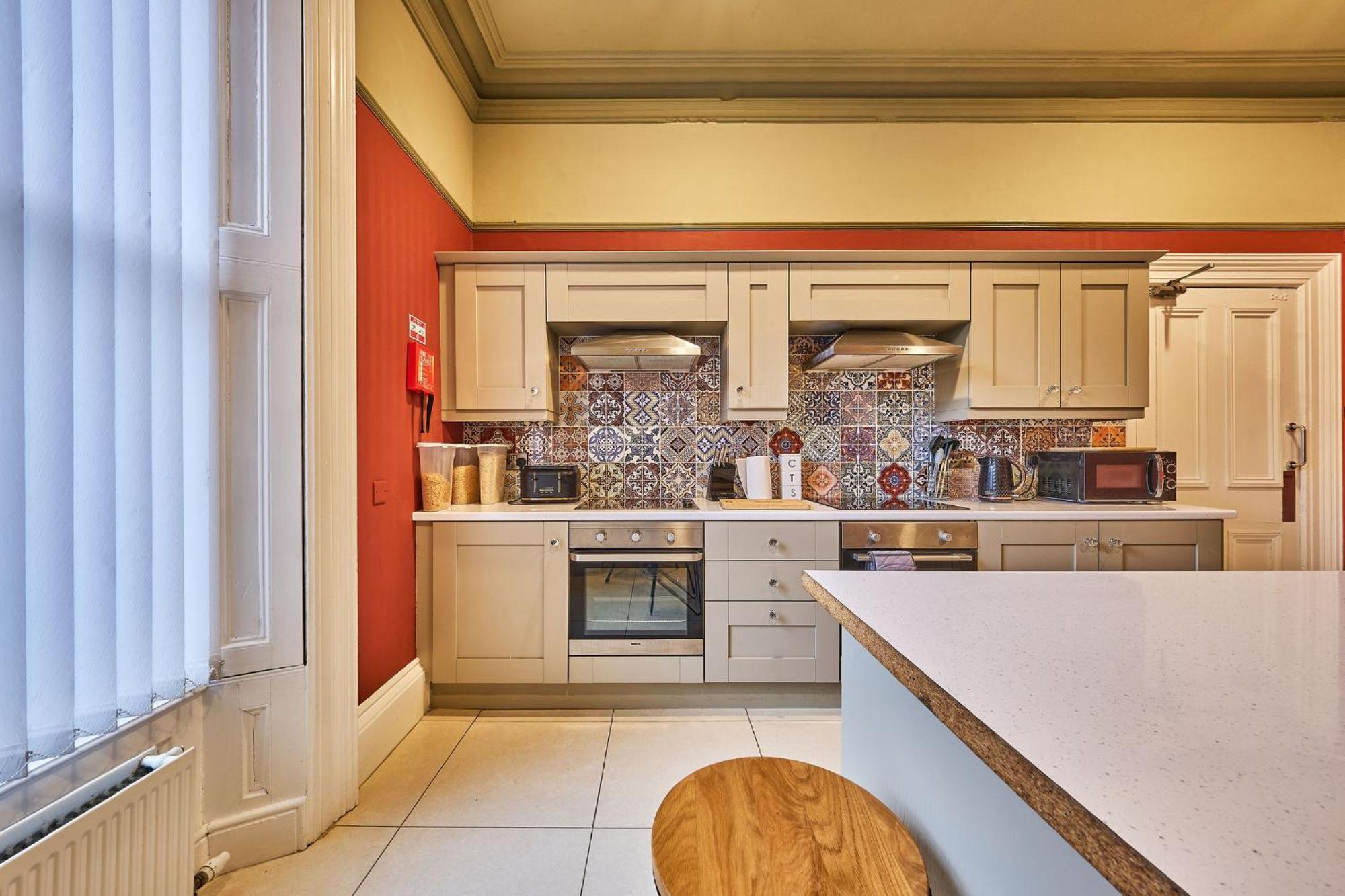 Guest house 22 The Square Londonderry
