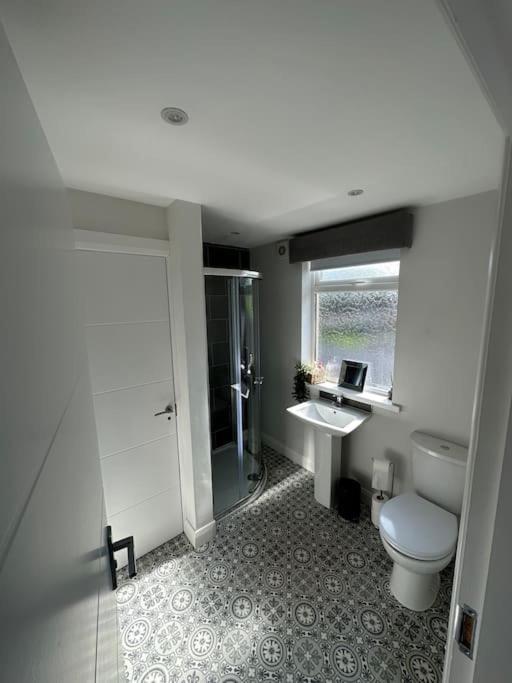 Westland - Stylish, Modern, Elegant, Apartment *