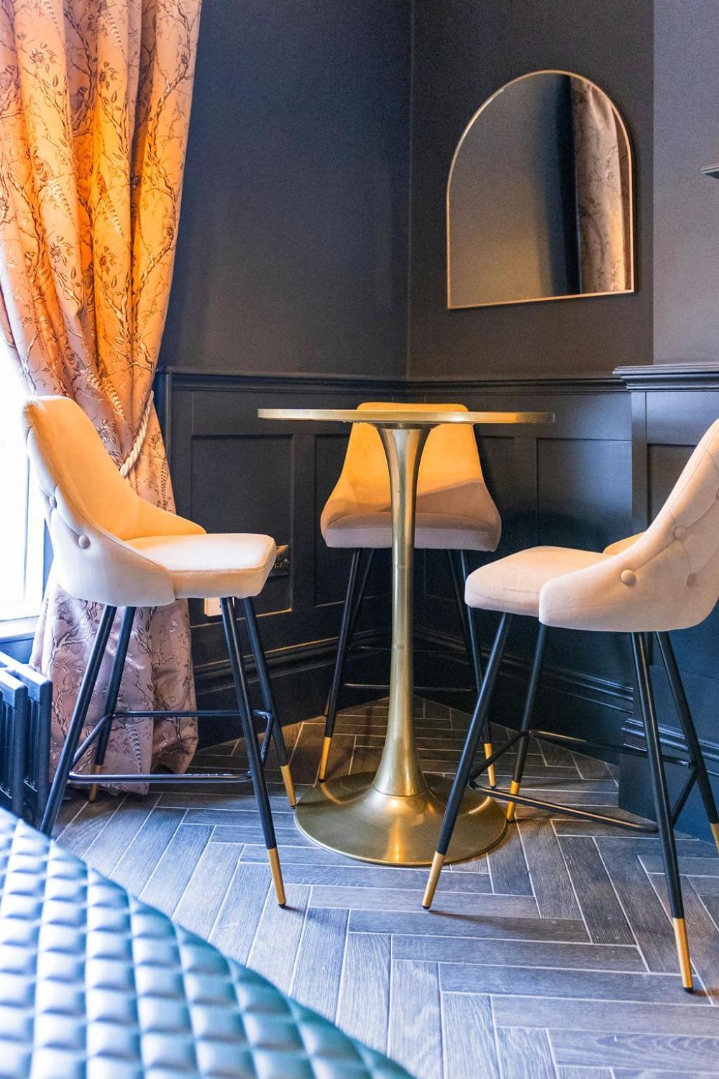 Hestia House 3*