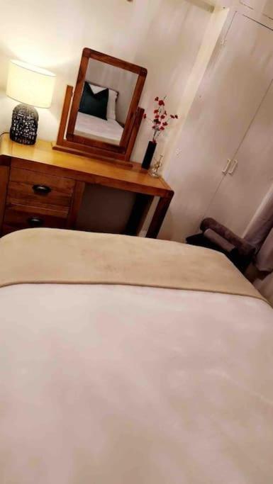 16 Stewart's Terrace City Bt48 7lj Holiday home Londonderry