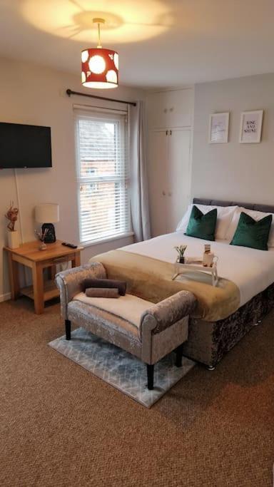 16 Stewart's Terrace City Bt48 7lj Holiday home