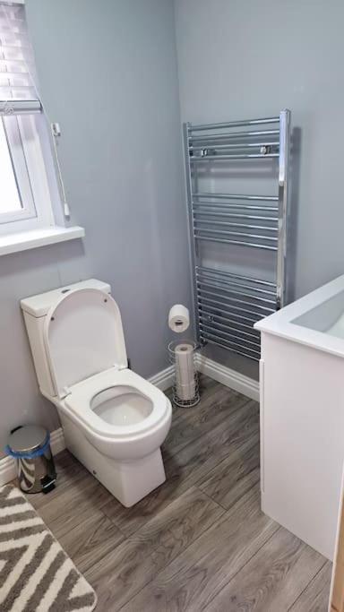 Holiday home 16 Stewart's Terrace City Bt48 7lj *