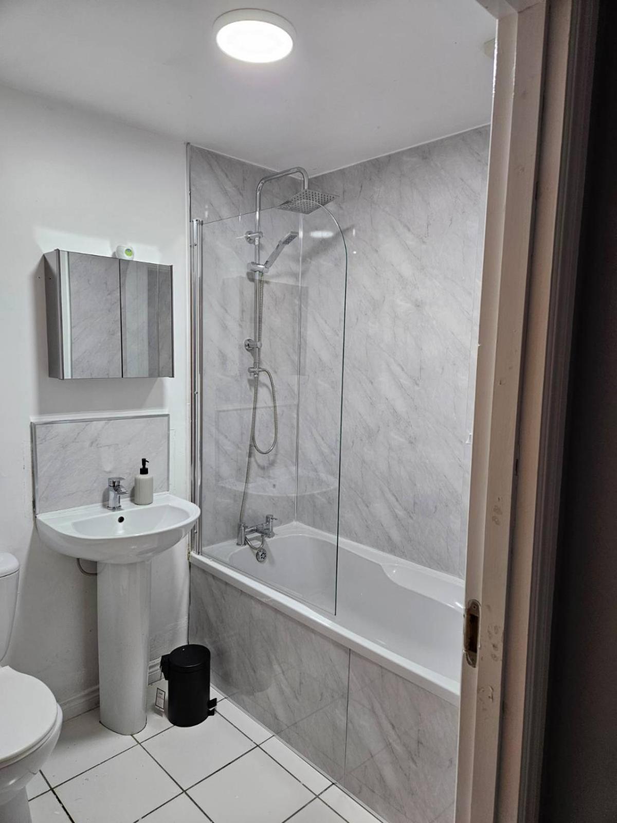 Skyview Retreat Apartment *