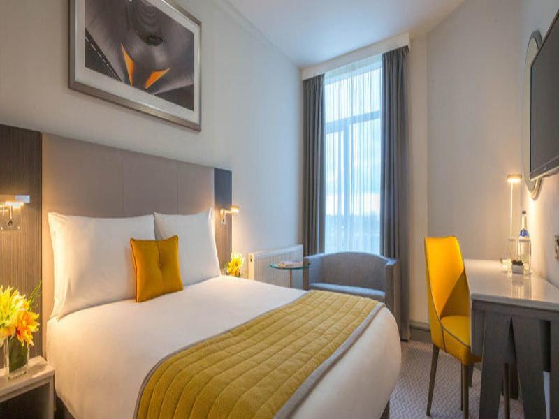Maldron Hotel 4*
