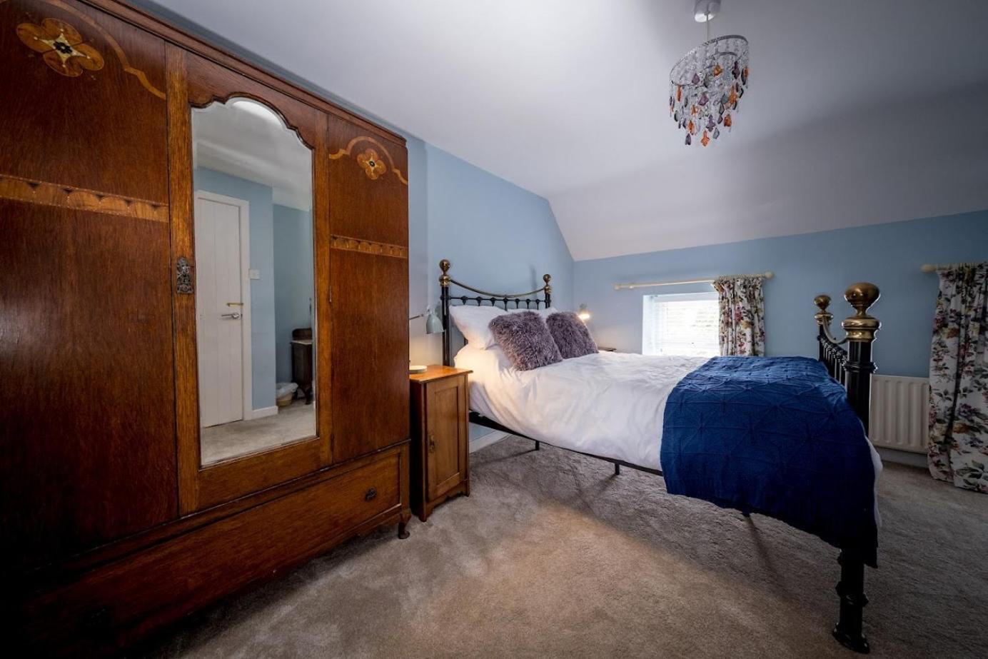 Of Country Retreat Londonderry