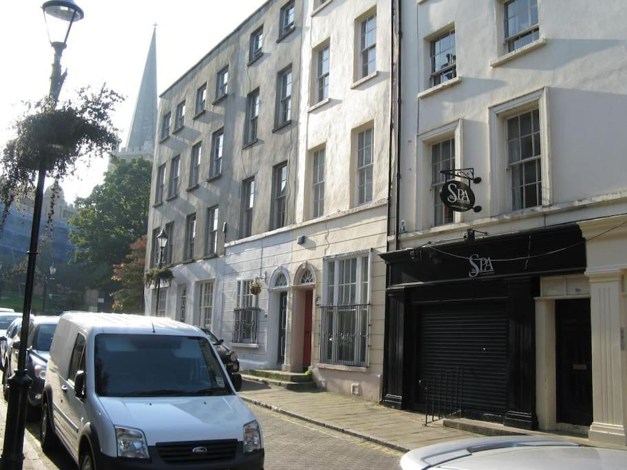 Pump House Apartment *
