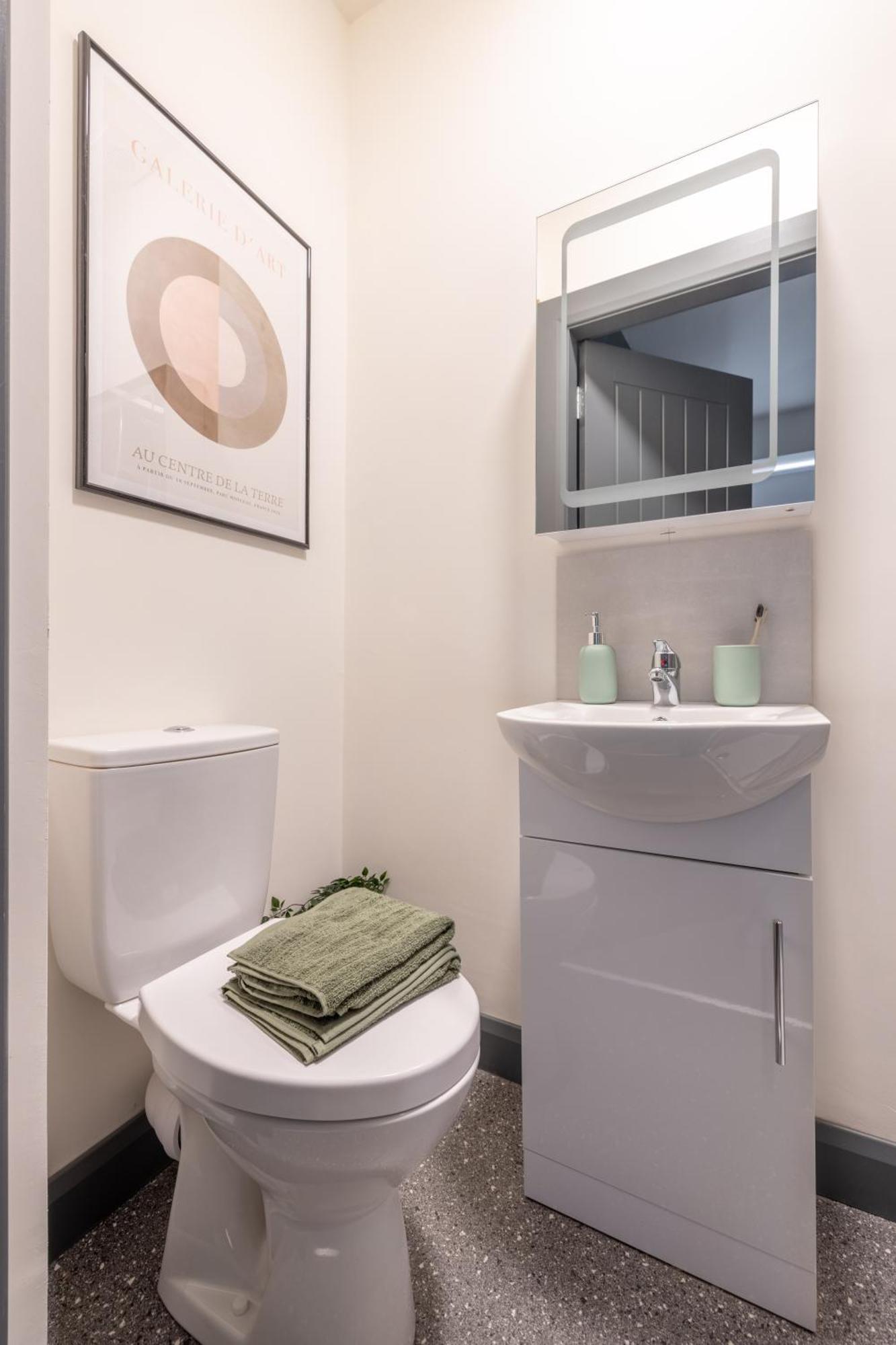 City Rooms Aparthotel Londonderry