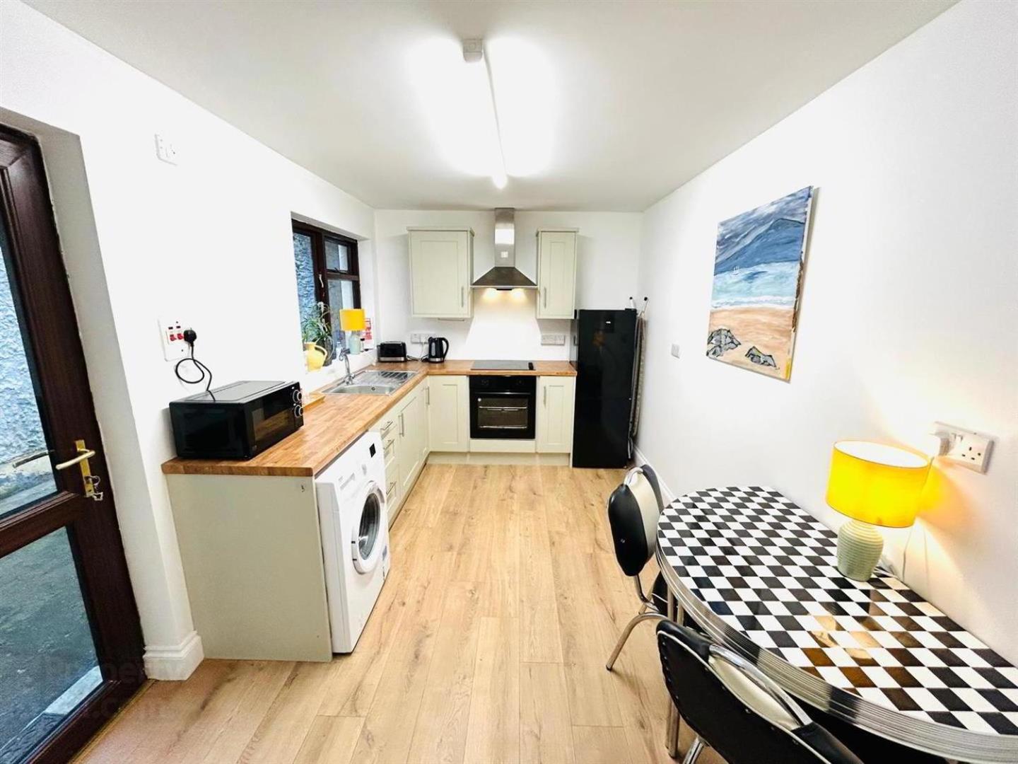 Three Double Bed Townhouse Holiday home