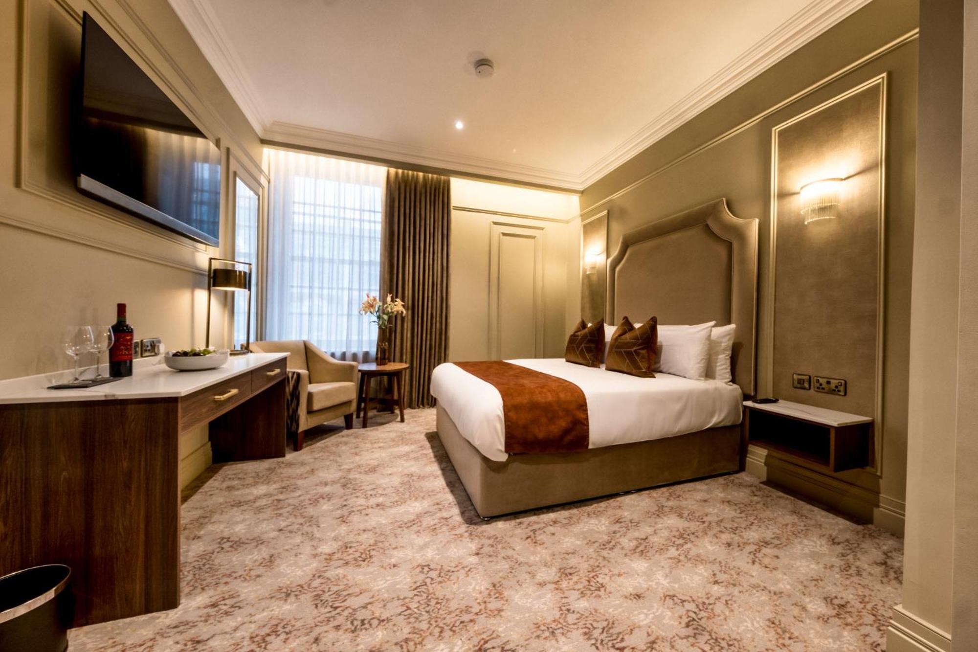 Walled 4* Londonderry